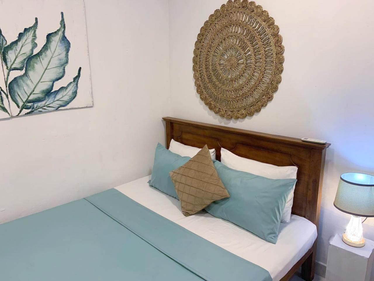 Bhashiz Villa Negombo Esterno foto