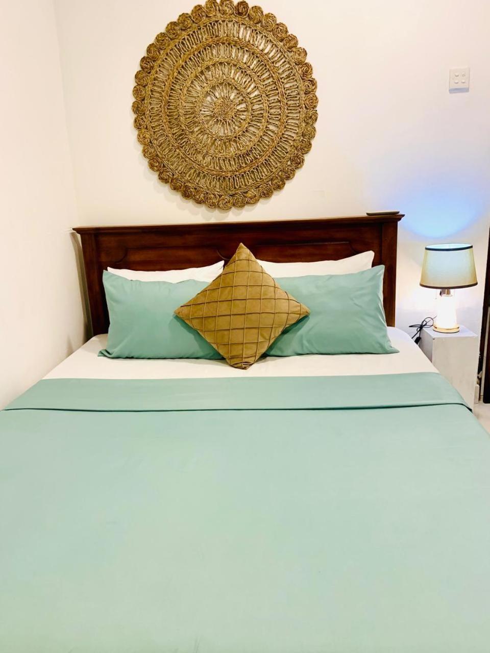 Bhashiz Villa Negombo Esterno foto